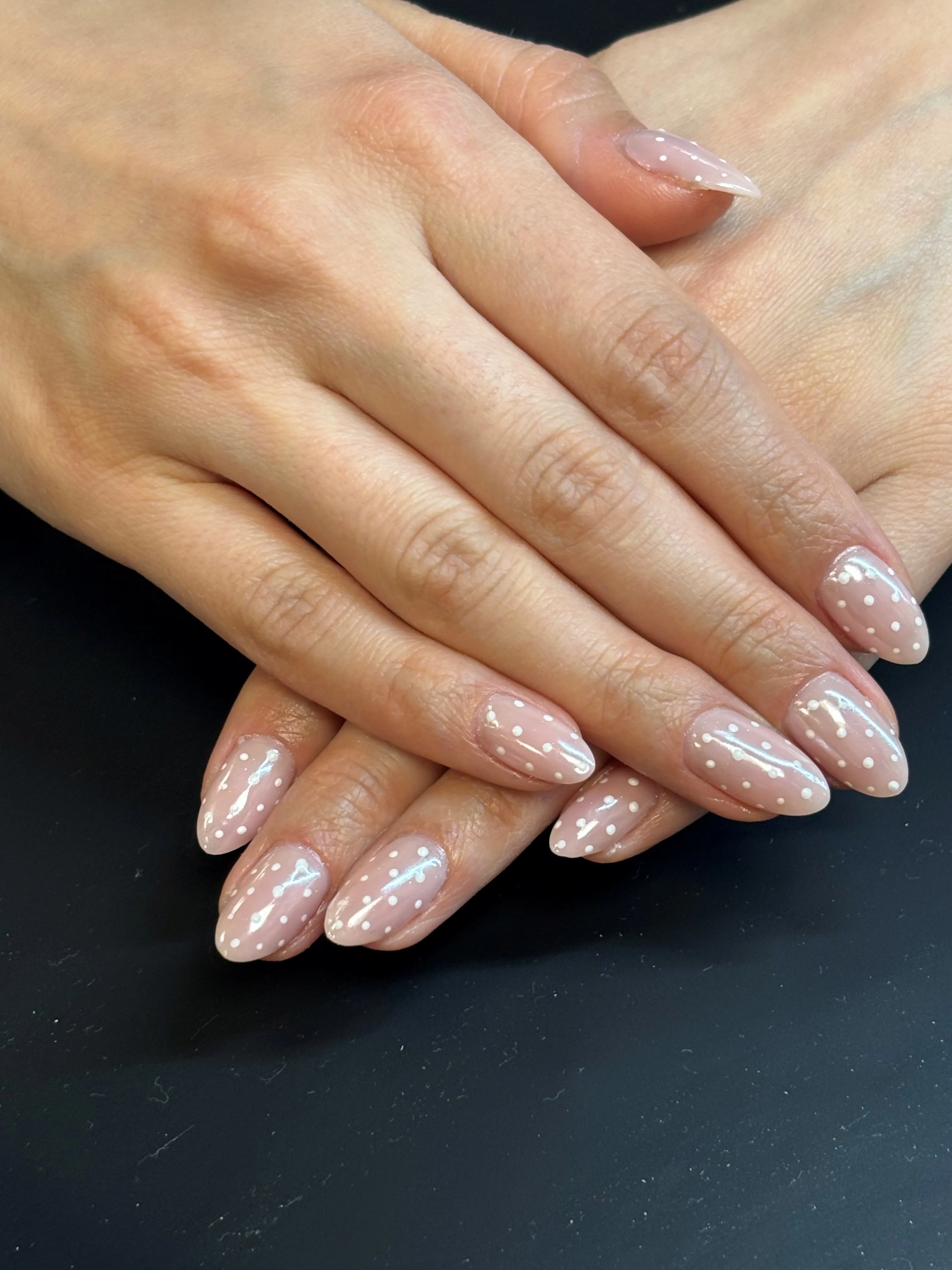 Gelénegle, akrylnegle og lash lift
